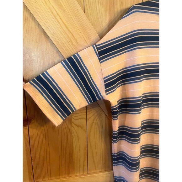 LuLaRoe Irma Tunic Shirt Size XS Striped Short Sleeves nwt (3521) - Picture 2 of 5